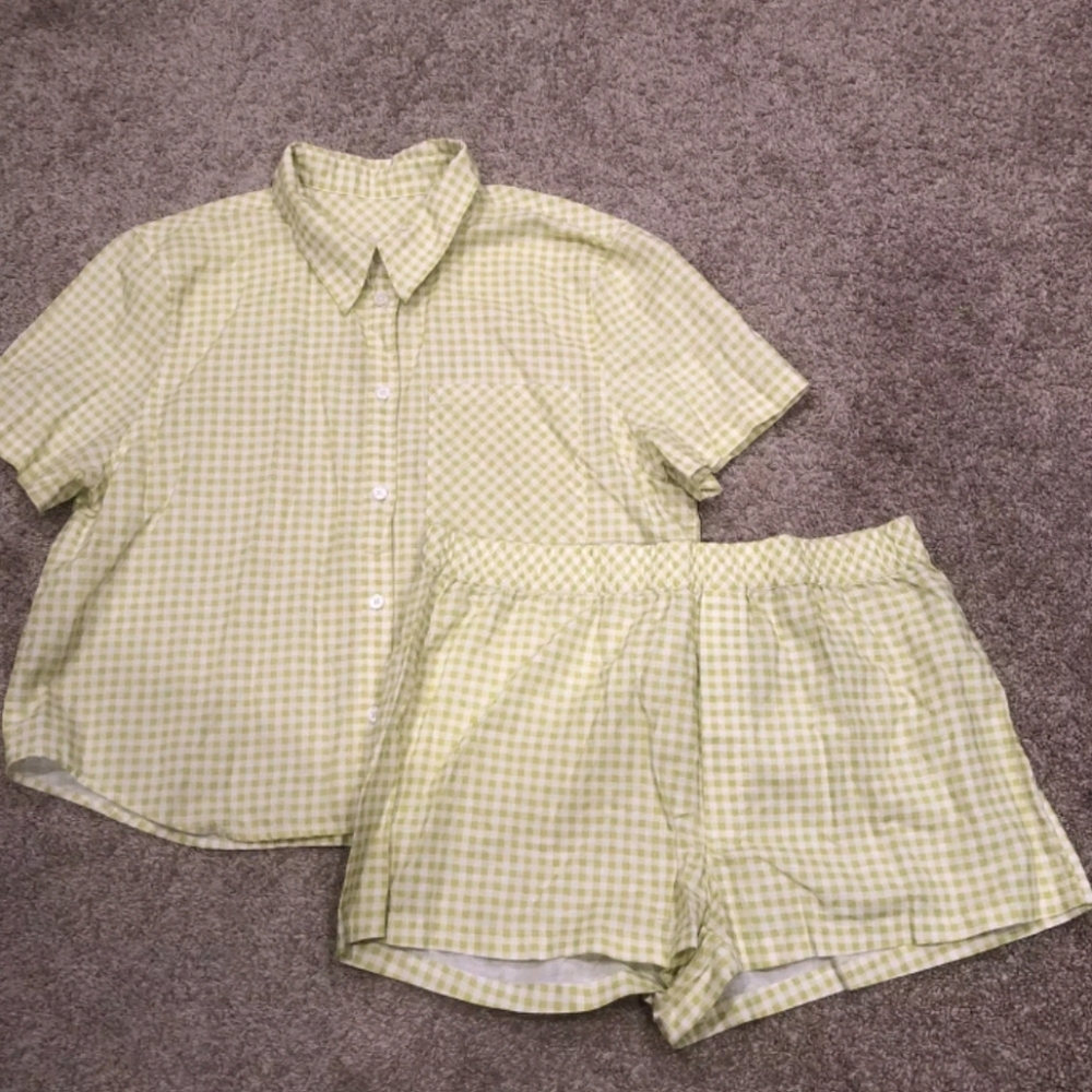 Aritzia Sunday Best Women's Size Large White Pear Green Eliza Shirt & Shorts Set